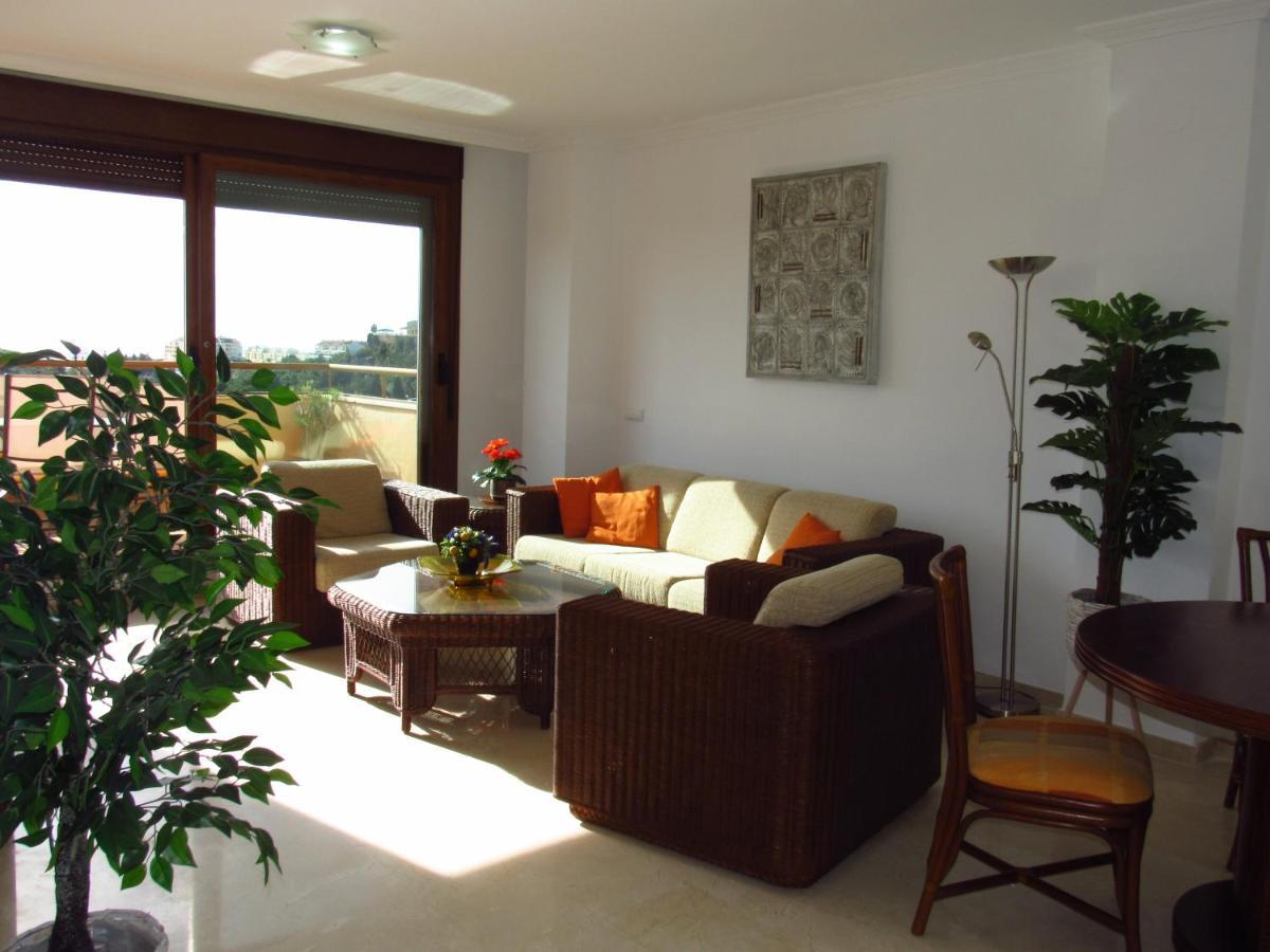 Penthouse Benalvistas Torregolf Seaview Apartman Benalmádena Kültér fotó