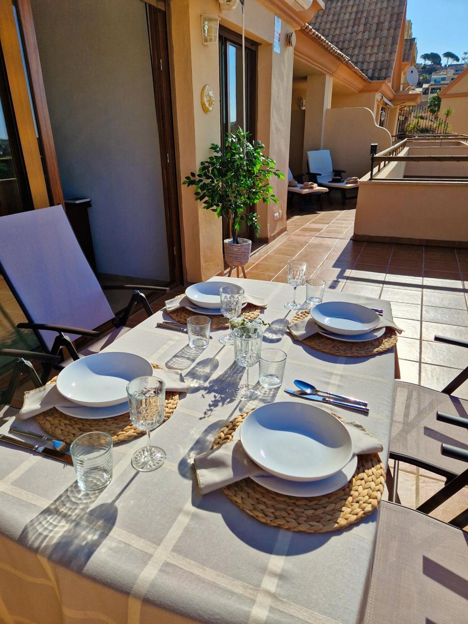 Penthouse Benalvistas Torregolf Seaview Apartman Benalmádena Kültér fotó